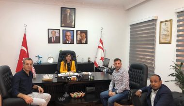 Dünya Gençlik Konseyi Genel Başkanı Hüseyin Celep Sağlık Bakanı İzlem Gürçağ Altuğra’yı ziyaret Etti.