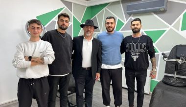 Gazeteci Ayson Karabağ, Mercure Vücutları Süsleyen Dövmecileri Ziyaret Etti