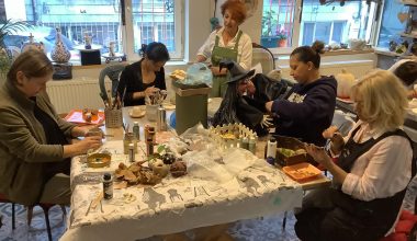 Gazeteci Ayson Karabağ  Mine Gür Sanat Atölyesini  Ziyaret etti?