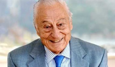 Pertevniyal Lisesi Çınarı Türkiye’nin En İyi Usta Sunucu Halit Kıvanç Hayatını Kaybetti