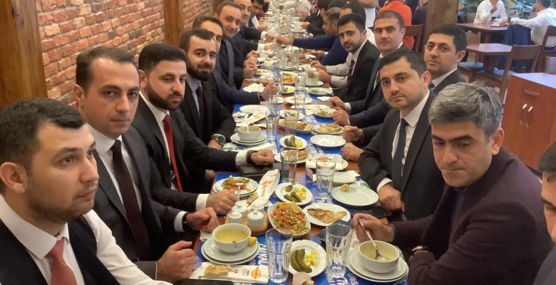Azerbaycan Bankalar Birliği Çalışanları Bursa Garaj Kebabını Tercih Ettiler