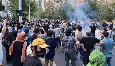 Bir gün İran Gençlerine Güneş Doğacak