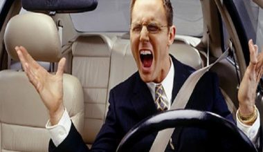 Öfkesi Sevgisinden Daha Büyüktür