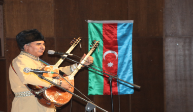 Azerbaycan Sanatçılarını; Cumhuriyet Ülkelerine ve Dünyaya Pazarlayacak, Tanıtacak Ekip Olmalı