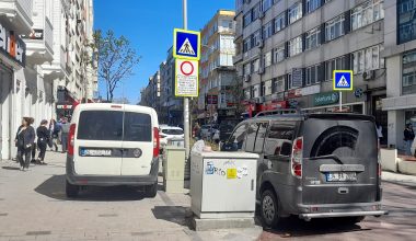 İstanbul Caddesinde Yaya Yolu Araç Yolu Oldu