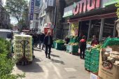 Yaya Yolunun İşgaliyesini İstanbul Belediye Zabıtaları Ne Zaman Kurtaracak 