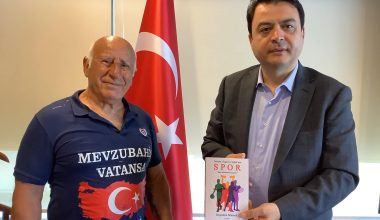 Sporcu Hayrettin Sönmez Bakırköy Kaymakam Abdullah Köklü Kitabını Videosu