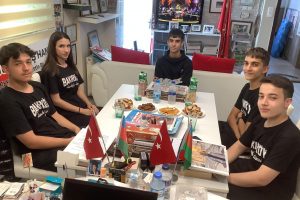 Öğrencilerle  Gazeteci Ayson Karabağ  Söyleşi Videosu
