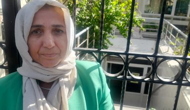 Ergün Özdemir Ataköy Yunus Emre Camii Yanında Biri Kız Kur’an Kursunu Kazandıran  Emine Dirican’a Teşekkür Etti