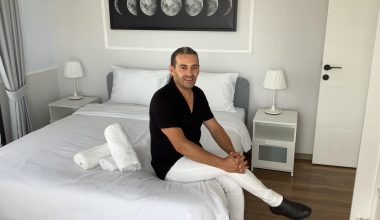 Kıbrıs da Daire Al Kira Gelirin Olsun Videosu