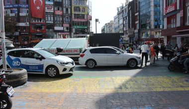 Bakırköy Meydan Araç Koyan Sürücüler!