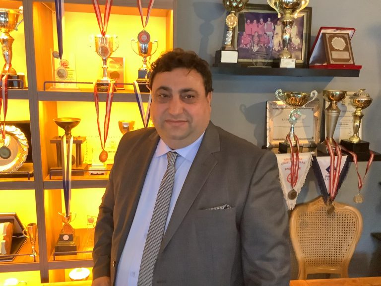 CHP Esenyurt Belediye Başkanı Kurtuluş Bazu ‘dan İş Değiştirmek Doğrumu dur?