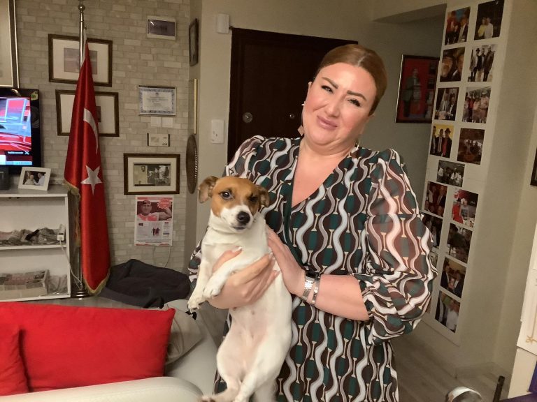 Bağımsız Türkiye Partisi Bakırköy Belediye Başkan Adayı Dilber Nazlı Vesek Gazetemizi Ziyaret Videosu