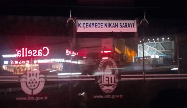 İstanbul Belediye Durak Işıklarıyla  İlgilen Müdürler