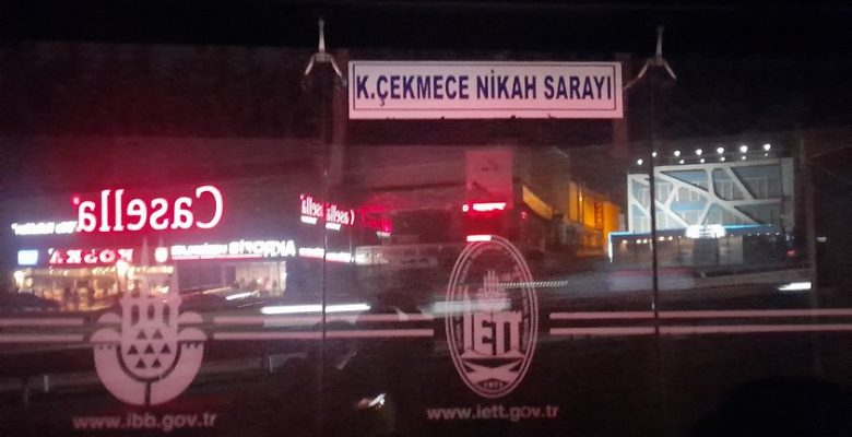 İstanbul Belediye Durak Işıklarıyla  İlgilen Müdürler