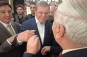 Bakırköy Belediye Başkan Adayı Ali Talip Özdemir’e  Bakırköy Esnaf Desteği Videosu