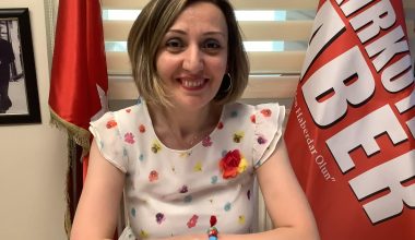 Öğretmen Artvin Şavşatlı  Kader Dursun İle Gazeteci Ayson Karabağ Söyleyiş Videosu