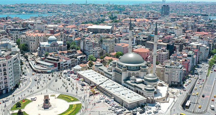 Taksim Camii  Hakkında Bilgi ?