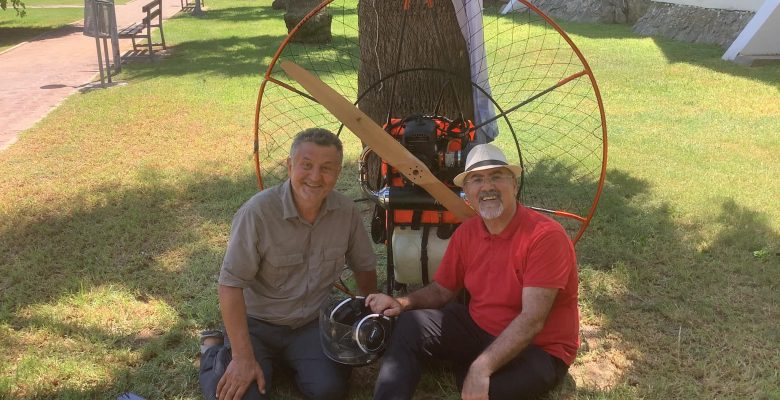 Paramotor Sporcusu Hamit Bektaş İle Kıbrıs’ta  Paramotor Sporun  Faydalarını  Anlatıyor?