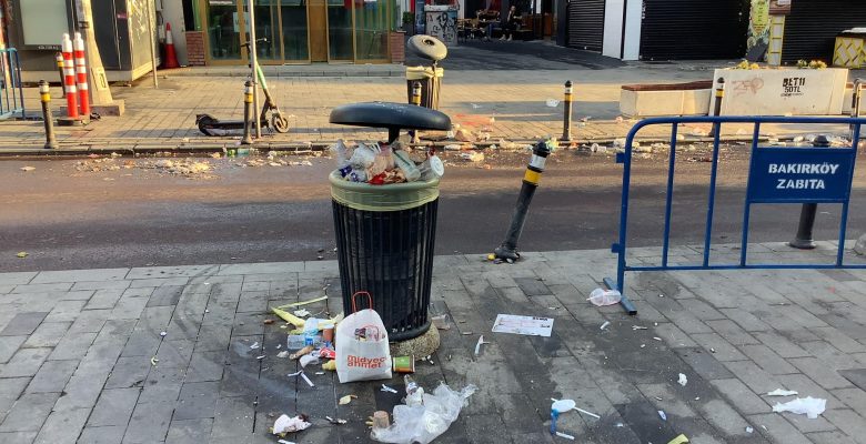 Bakırköy Belediyesi’ne Gece Temizliği Konusunda Çalışan Personele  Hatırlatma