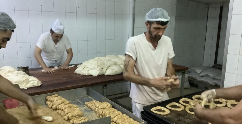 Röportaj: Grand Saray Pasta Ekmek Simit Fırını’nın Kahraman Ustalarıyla 