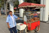 Bakırköy Cumhuriyet Meydanı’nda Lezzetli Simitleriyle Tokatlı Nurettin