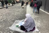 İstanbul’da “Açım” Diyerek Dilenen Kadınları Ne Zaman Görmeyeceğiz?