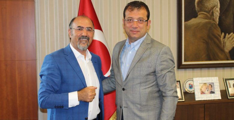 Demokrasi İçin Oy Kullanın!