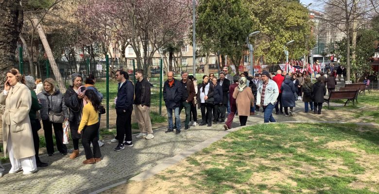 Ekrem İmamoğlu Demokrasinin Fitilini Ateşledi, Halk Sandığa Koştu!