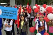 Bakırköy Cumhuriyet Meydanı’nda 23 Nisan Ulusal Egemenlik ve Çocuk Bayramı Kutlandı