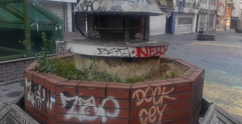 Bakırköy Meydanı’ndaki Yer Altı Çarşısı Bacaları Reklam Geliri İçin Bir Fırsat Olabilir