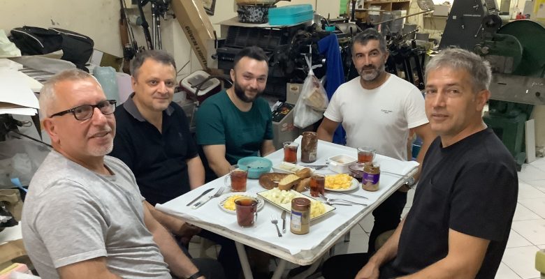 Ekim Matbaası’nda Lezzetli Bir Sabah, Sıcak Bir Sohbet