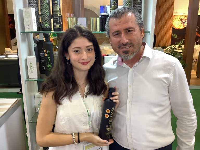 Yeşil Başak Zeytinyağı Yönetim Kurulu Başkanı Mesut Dağdeviren ile Röportaj  “Sağlıklı Yaşam’dan Daha Önemli Bir Şey Yok”