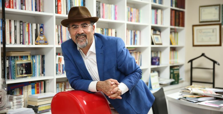 Gençler, Büyüklerinizi Dinleyin!