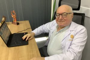 Dr. Ergin Ertan Gazeteci Ayson Karabağ İle Röportaj Ve Tedavileri Videoları