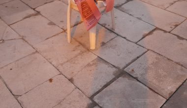 İncirli Caddesi’nde Boğaziçi Elektrik Çalışması: Belediyenin Takip Etmesi Gerekmiyor mu?