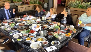 İş Dünyası Kahvaltıda Buluşuyor