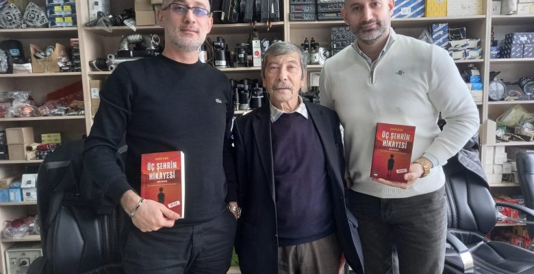 Bakırköylü Ordulu Yazar Dursun Demir’e Yaldız Ticaret’ten Destek