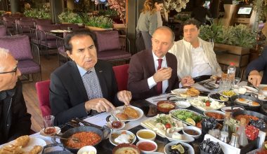 Bakırköy İş İnsanları ile Sanatçı Ali Rıza Binboğa Kahvaltı Buluşması