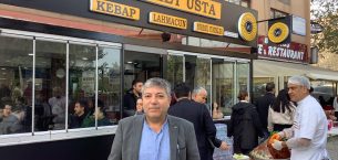 Bugün Mehmet Usta’da Çiğ Köfte Günü! Çiğ köfteler bugün Mehmet Usta’dan ikramdır.