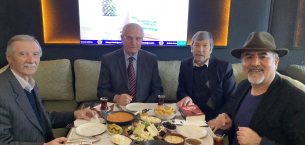 Bakırköy Teras Cafe’de Yazarlar Kahvaltıda Buluştu