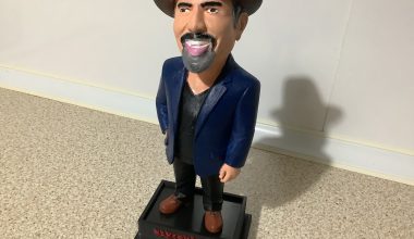 Türkiye Emekliler Derneği Bakırköy Şubesi Adına Oğuz Arsan Gönderdiği Hediye için Teşekkür Ederim.