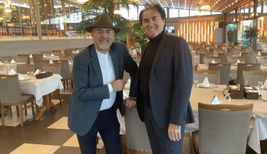 Türkiye’nin Yetiştirdiği Öğretmenlerim ve Yol Gösterenlerim Sizlere Tanıtmak İstiyorum Ben Beslendim sizde Beslenin 