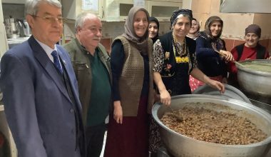 Kars Merkez Cumhuriyet Köyü’nden İftar Yemeği