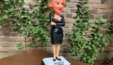 ATV’de Program Yapan Esra Erol Heykel Hikâyesi