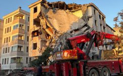 Bakırköy’de Güvenliksiz Yıkım Tehlikesi