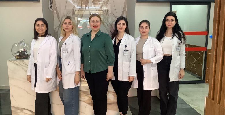 Biz, Yaşlı Bireylerimize Karşı Sorumluyuz Eğitimli Personel ile Otel Konforunda Yaşlı Bakımı