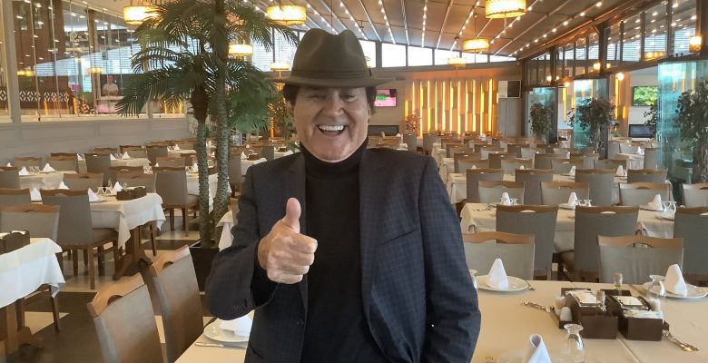 Kim Öğretti Alfabeyi? Şarkın Mimarı Ali Rıza Binboğa İzmir Alsancak’ta okurlarıyla buluşuyor!