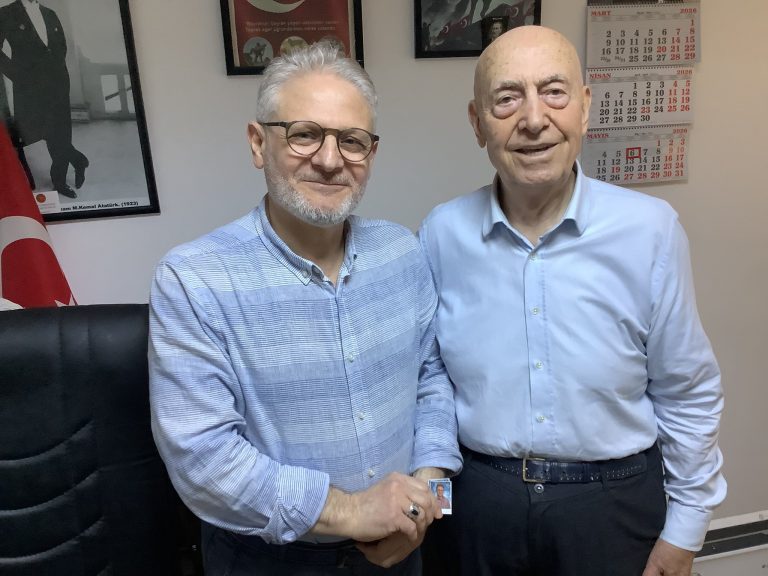 Yüksel Akan, Türkiye Emekliler Derneği Bakırköy Şubesi’ne Üye Kazandırmaya Çalışıyor