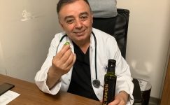 Dr. Muhammed Ahmedov’dan Beyninizi ve Hafızanızı Güçlendirecek En İyi Yiyecekler Dr. Muhammed Ahmedov’dan Beyninizi ve Hafızanızı Güçlendirecek En İyi Yiyecekler